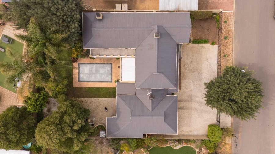 4 Bedroom Property for Sale in Panorama Western Cape